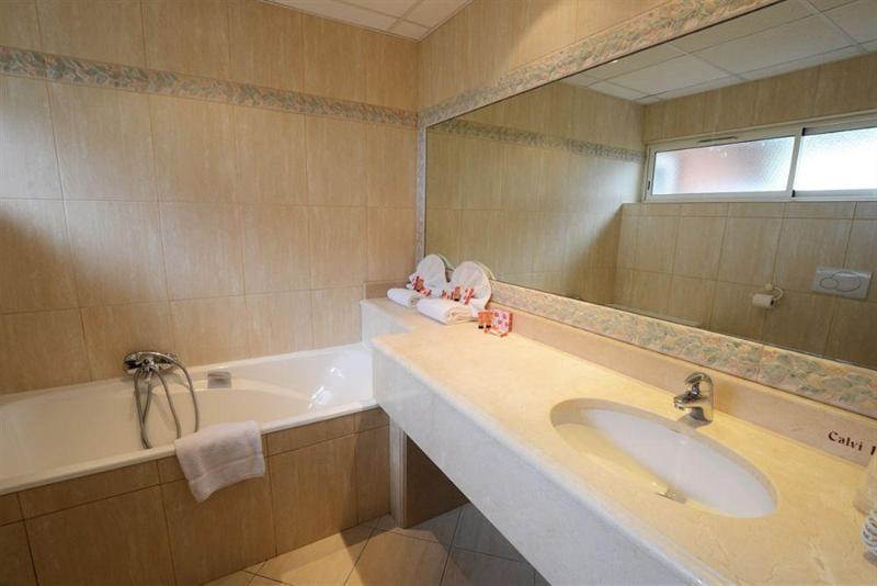 Calvi Hotel Екстериор снимка