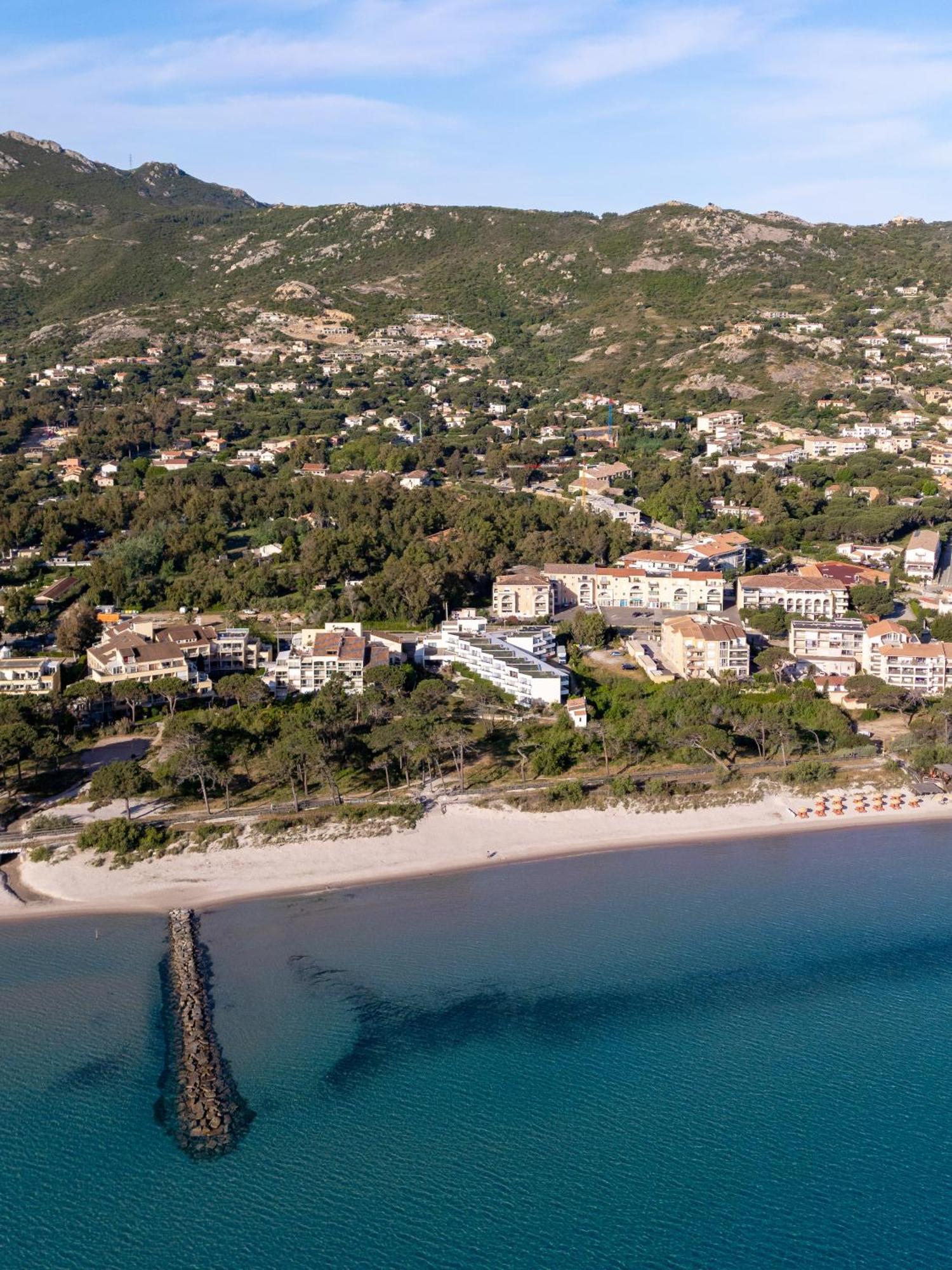 Calvi Hotel Екстериор снимка