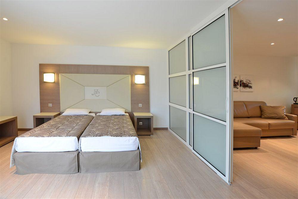 Calvi Hotel Екстериор снимка